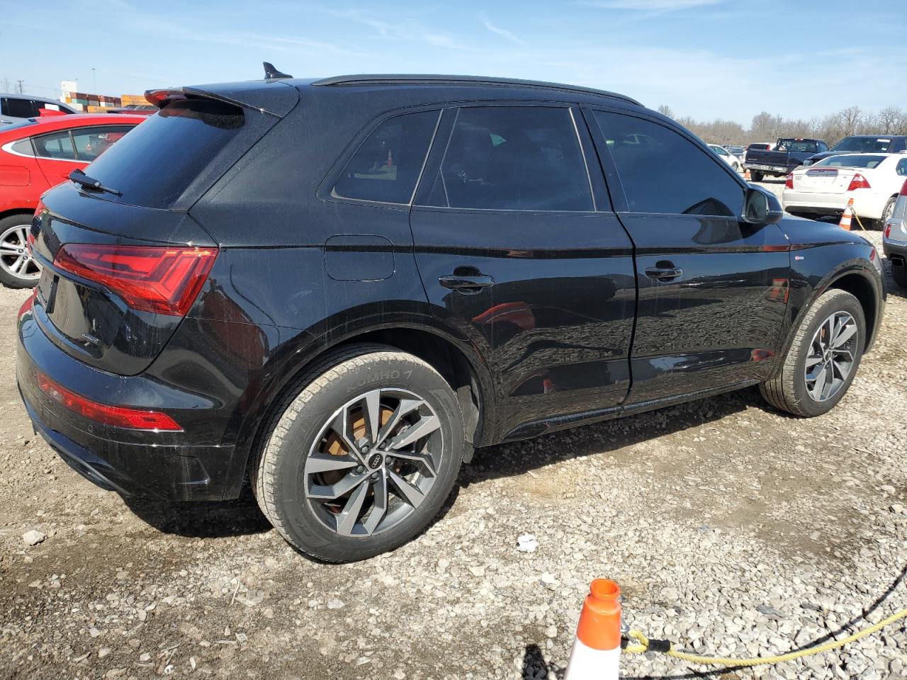 Audi Q5 Premium image 5