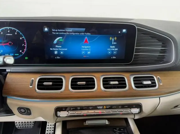 Mercedes-Benz GLS 580 4MATIC image 14