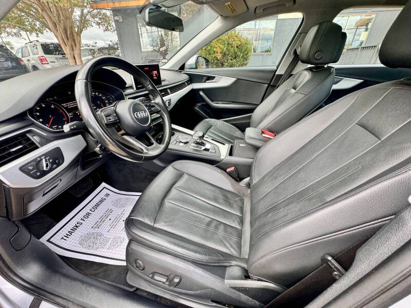 Audi A4 Premium Quattro image 12