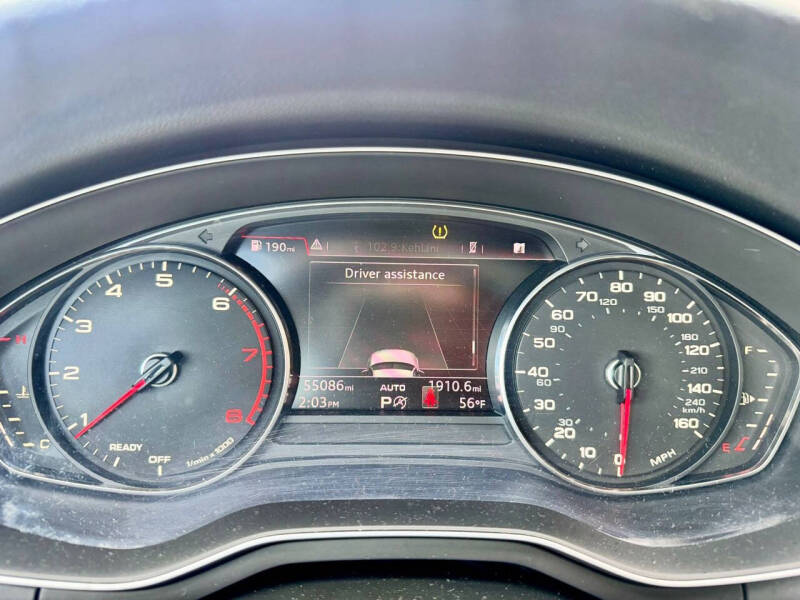 Audi A4 Premium Quattro image 17