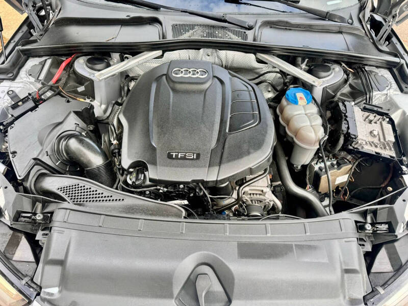 Audi A4 Premium Quattro image 21