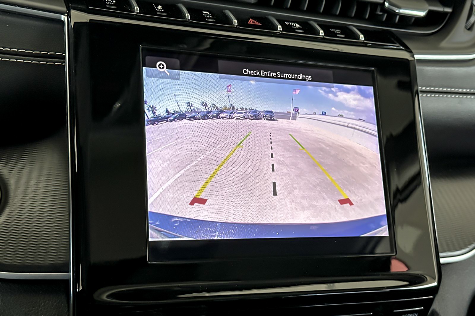 Jeep Grand Cherokee L Laredo X image 15