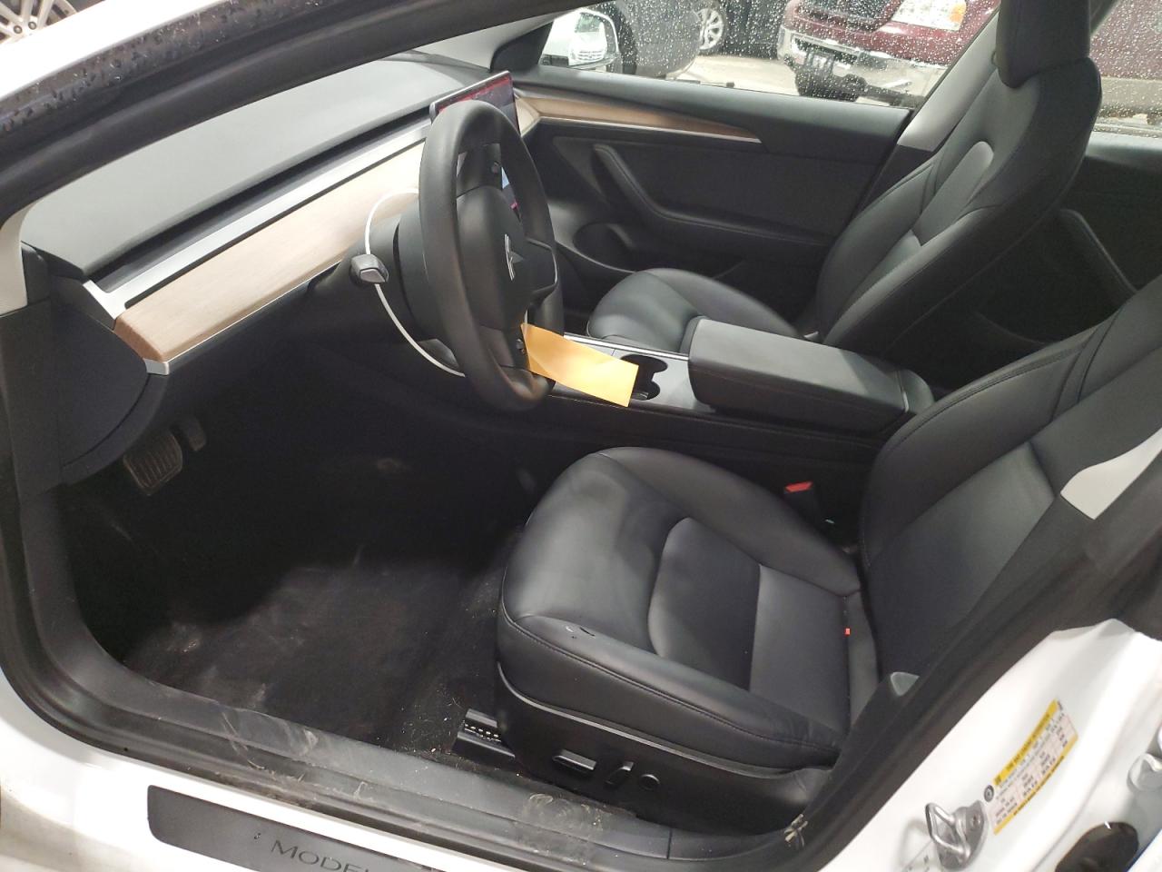 Tesla Model 3 image 7