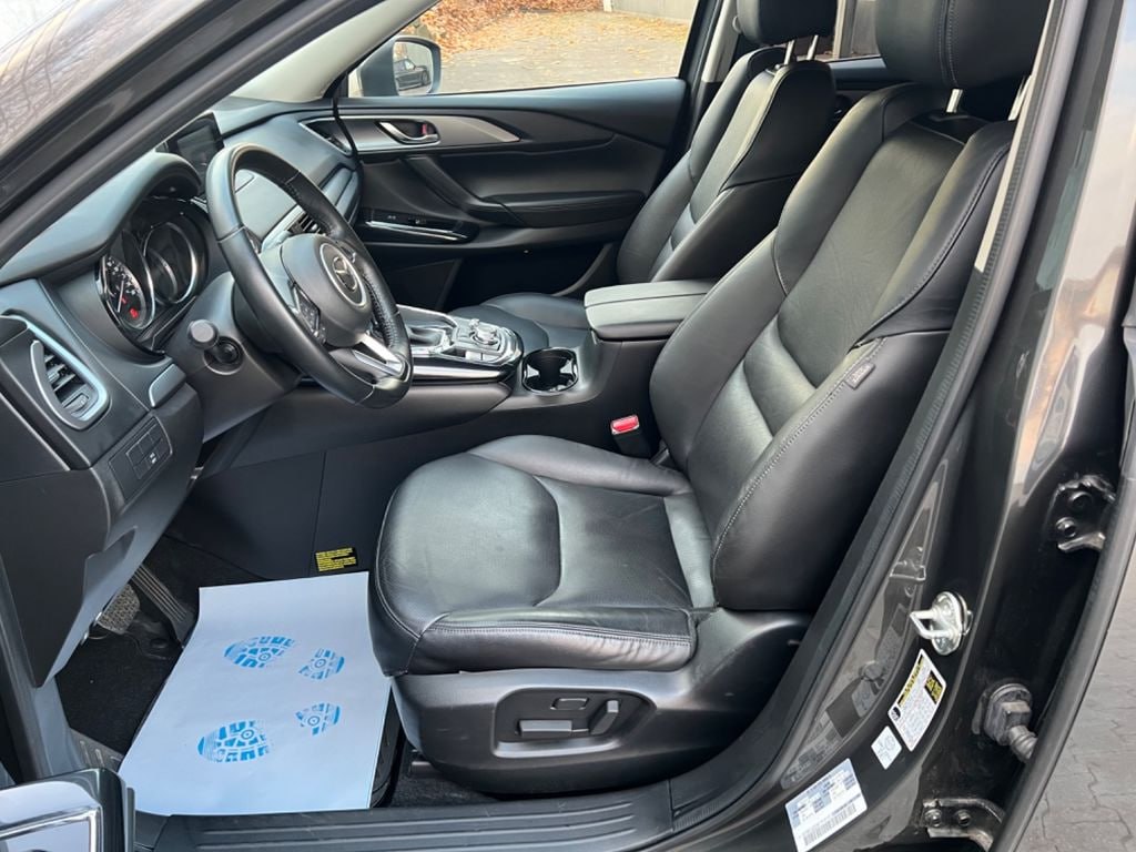 Mazda CX-9 image 8