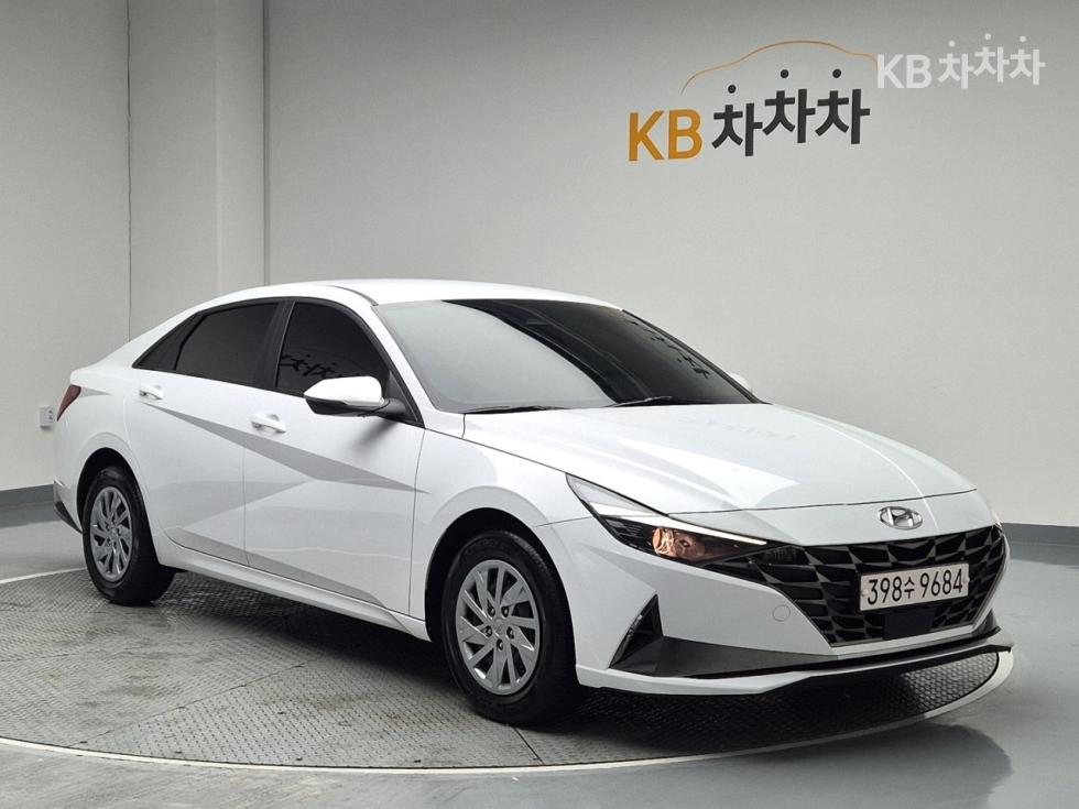 Hyundai Avante image 4