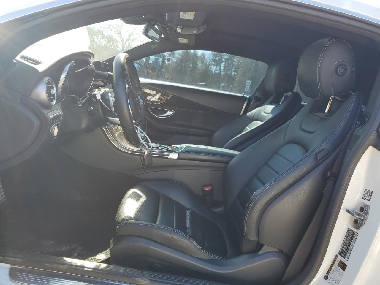 Mercedes-Benz C 300 image 7