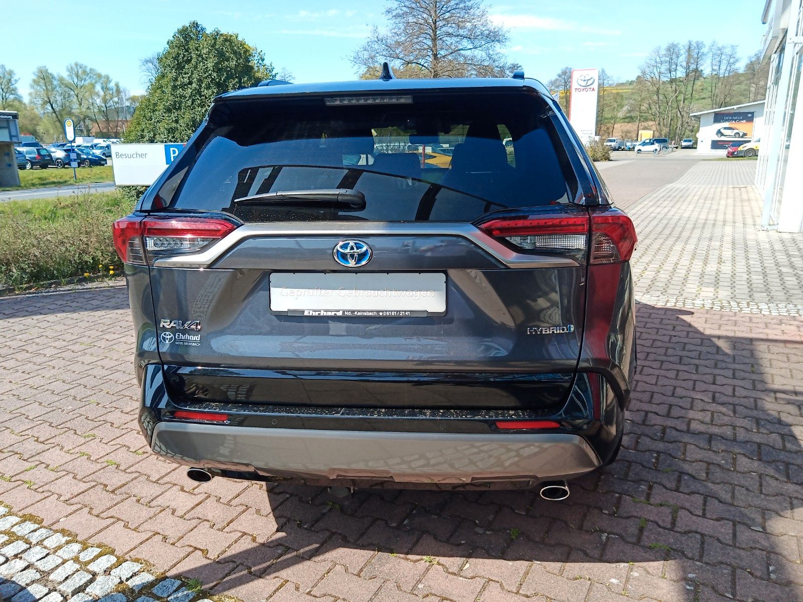 Toyota RAV4 image 4