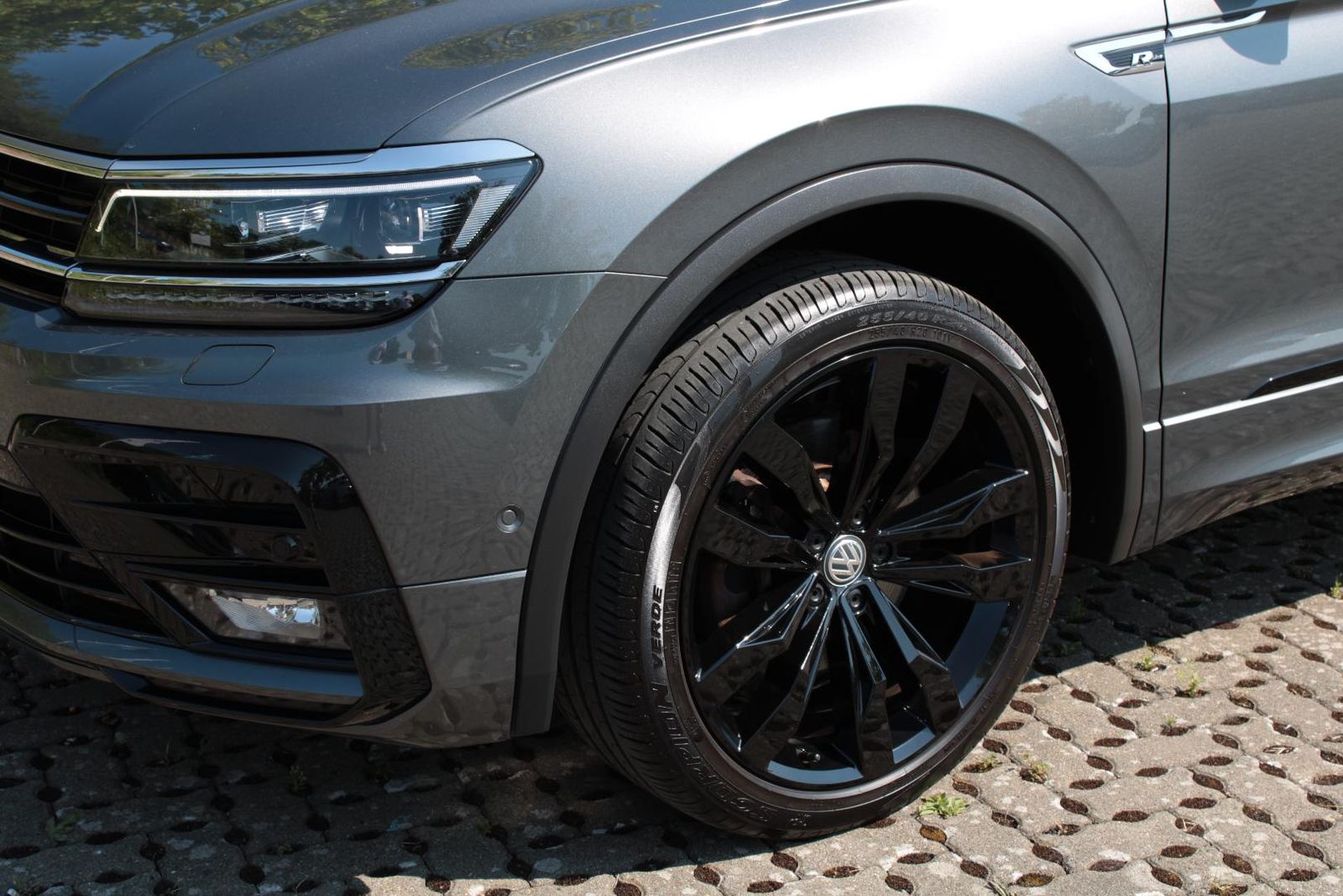 Volkswagen Tiguan image 2