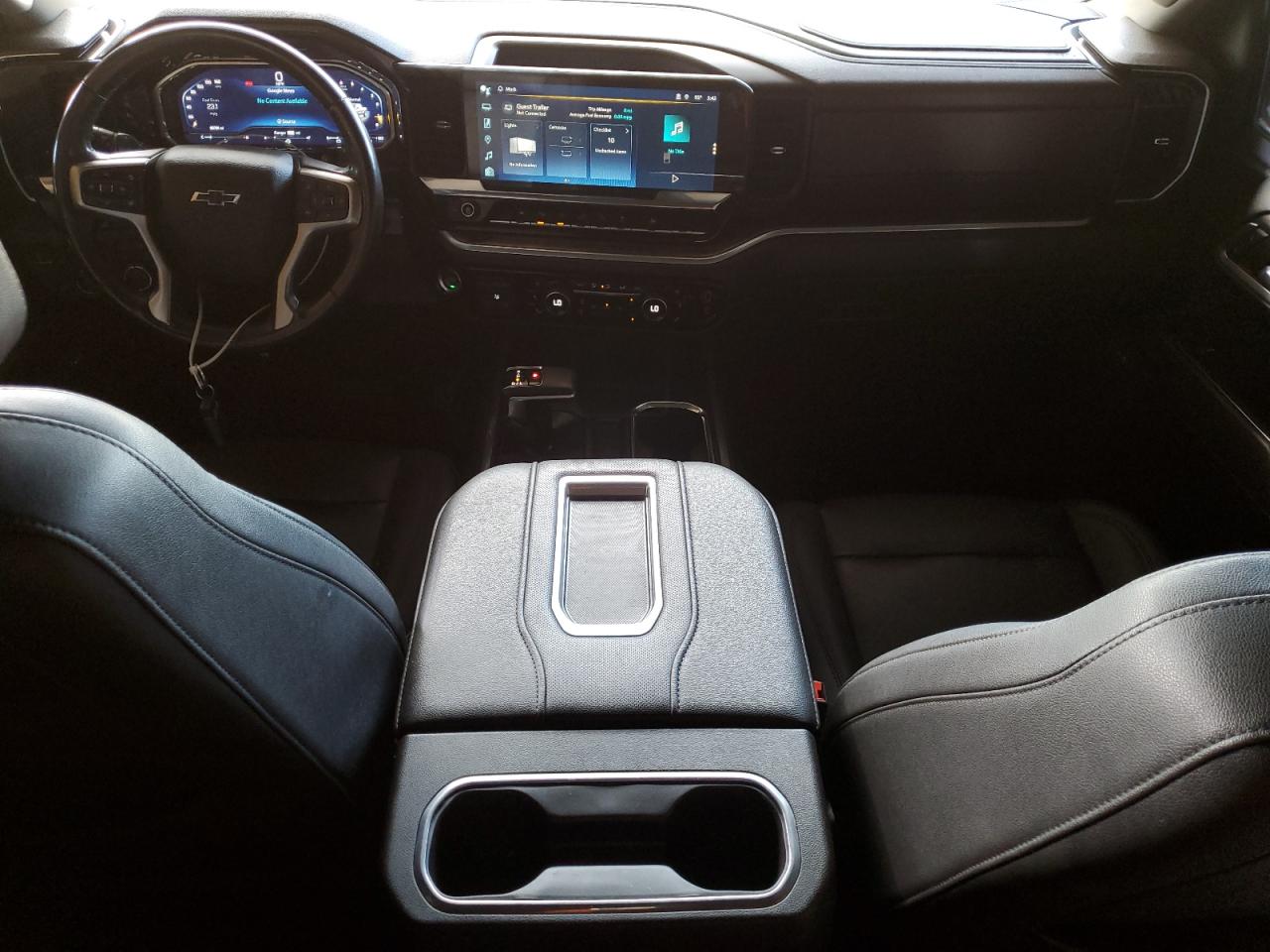 Chevrolet Silverado image 8